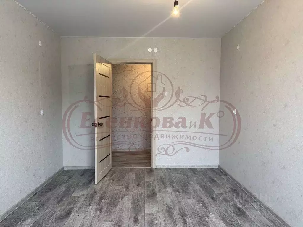 2-к кв. Курганская область, Курган ул. Броневик, 2/1 (51.3 м) - Фото 1