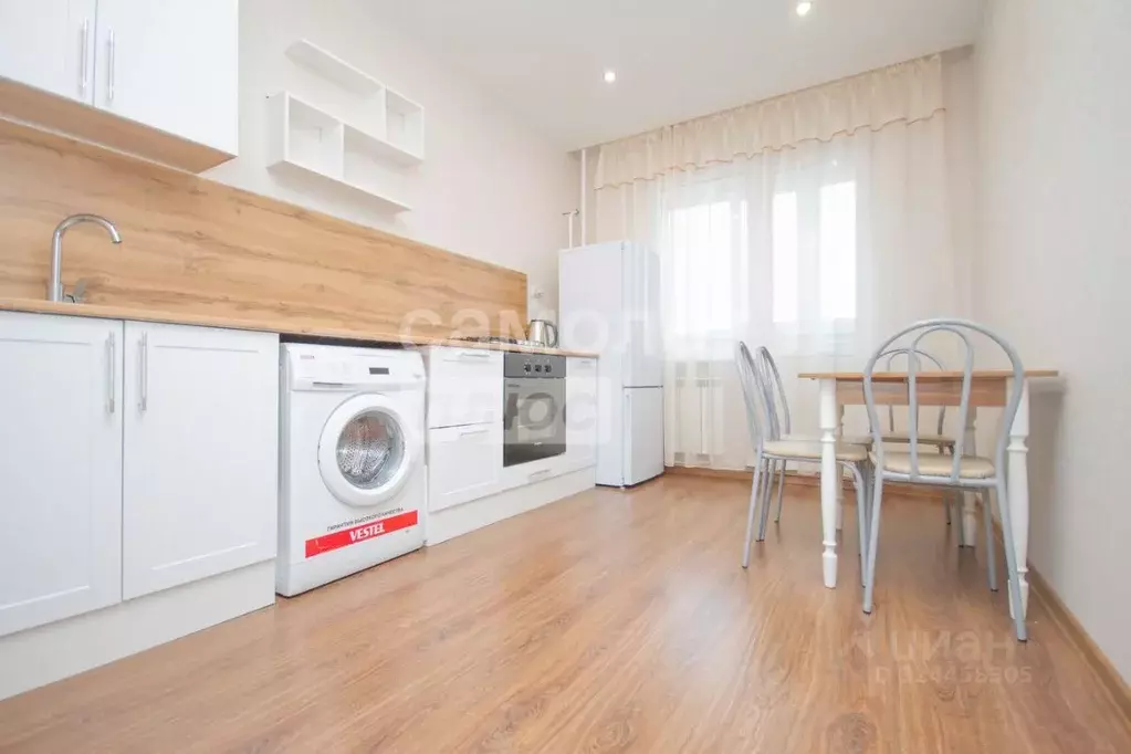 2-к кв. Ульяновская область, Ульяновск Камышинская ул., 68 (55.0 м) - Фото 1