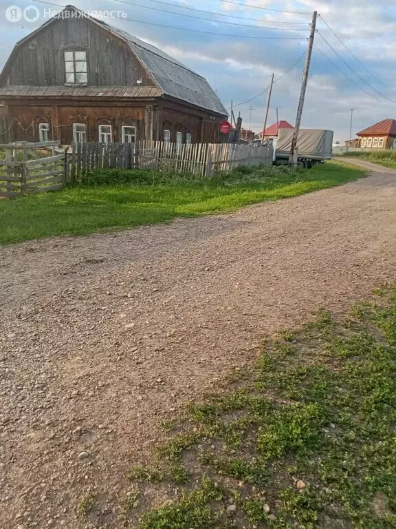 Дом в село Варюхино, Школьная улица, 8 (40 м) - Фото 1