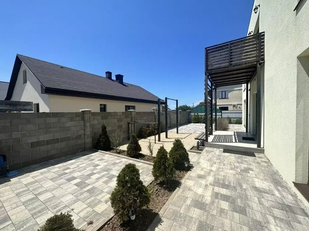 Дом в Севастополь ш. Фиолентовское, 76 (280 м) - Фото 1