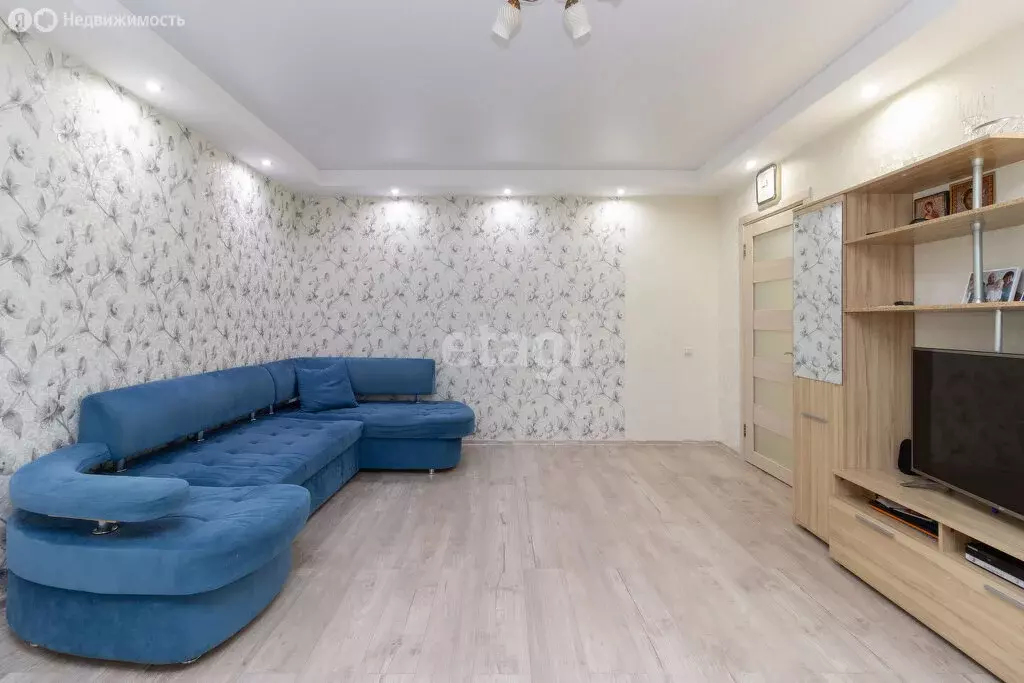 2-комнатная квартира: Тюмень, Вересковая улица, 9 (49 м) - Фото 1