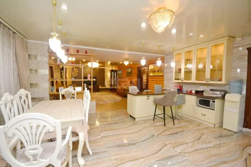 Дом в Саха (Якутия), Якутск Марха мкр, ул. Ярославского, 51 (270 м) - Фото 0