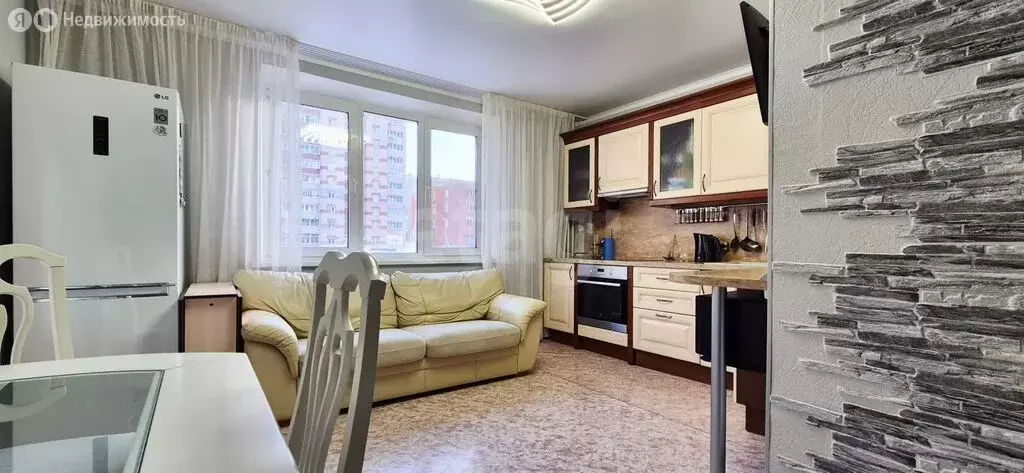 2-комнатная квартира: Миасс, проспект Макеева, 77 (65.4 м) - Фото 1