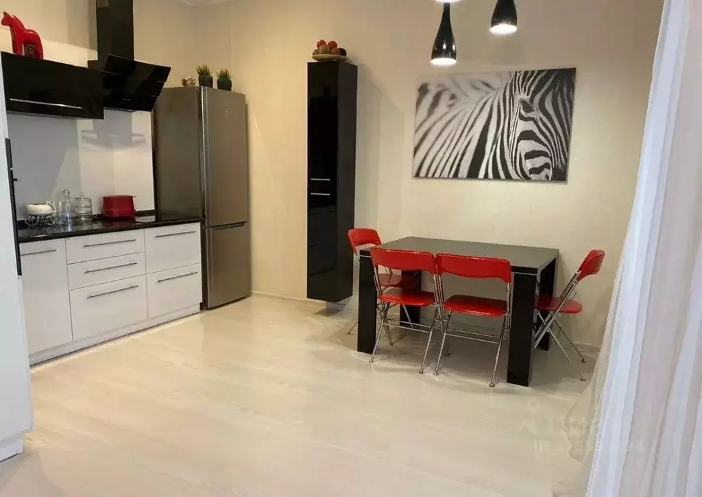 3-к кв. Татарстан, Казань ул. Оренбургский Тракт, 24А (100.0 м) - Фото 1