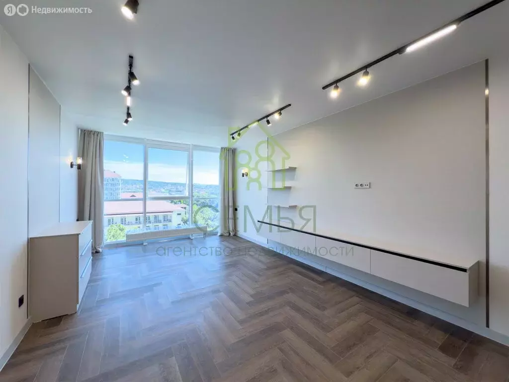 2-комнатная квартира: Геленджик, улица Мира, 40 (82.9 м) - Фото 1