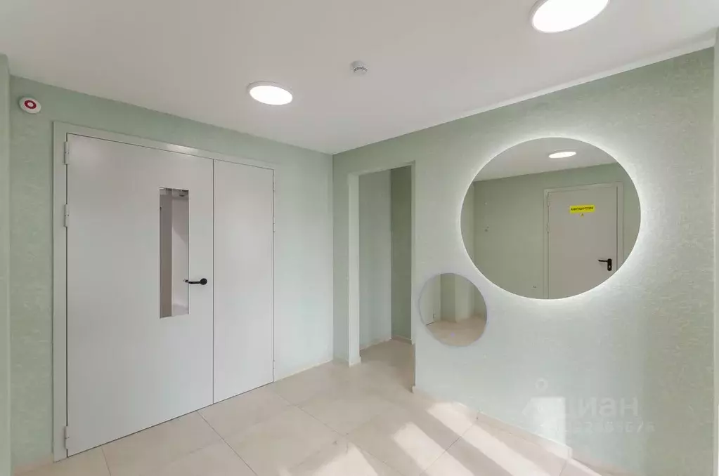 3-к кв. Новосибирская область, Новосибирск ул. Ясный Берег, 43 (46.5 ... - Фото 2