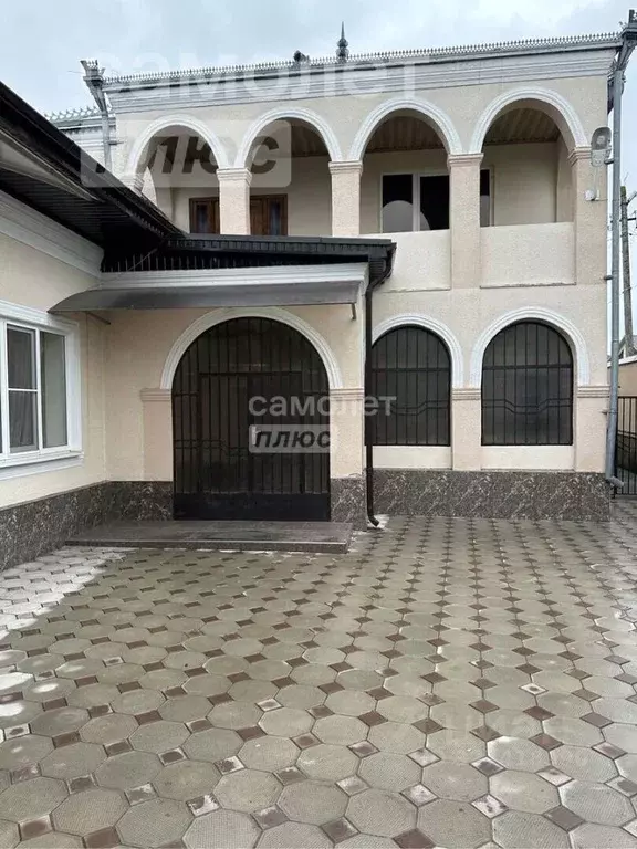 Дом в Кабардино-Балкария, Чегем ул. Олимпийская (260 м) - Фото 1