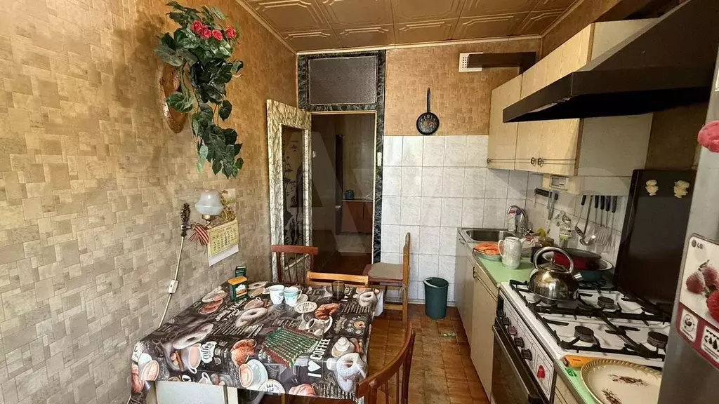 3-к. квартира, 68 м, 1/9 эт. - Фото 1