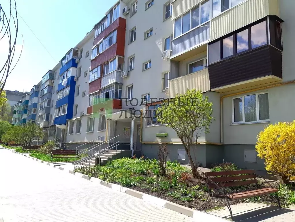 3-к кв. Белгородская область, Белгород Садовая ул., 120 (61.0 м) - Фото 1