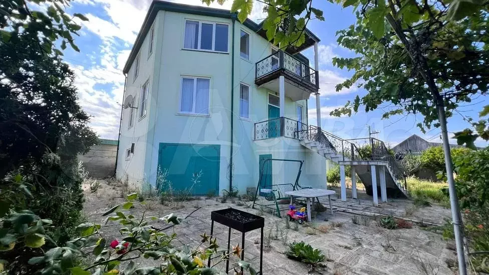 Дом 250 м на участке 10 га - Фото 1
