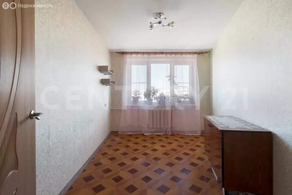 4-комнатная квартира: городской посёлок Сиверский, улица 123-й ... - Фото 1