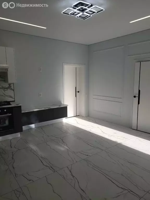 Дом в Ялуторовск, улица Свободы (100 м) - Фото 2