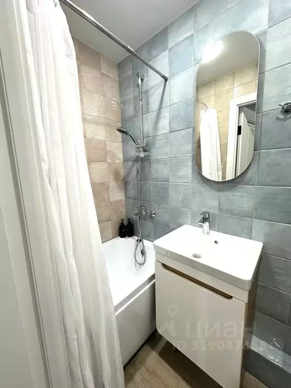 1-к кв. Татарстан, Казань Габдуллы Тукая ул., 62а (18.0 м) - Фото 1