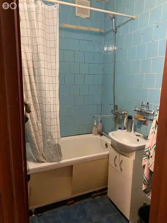 3-комнатная квартира: Екатеринбург, Академическая улица, 8 (59.1 м) - Фото 2