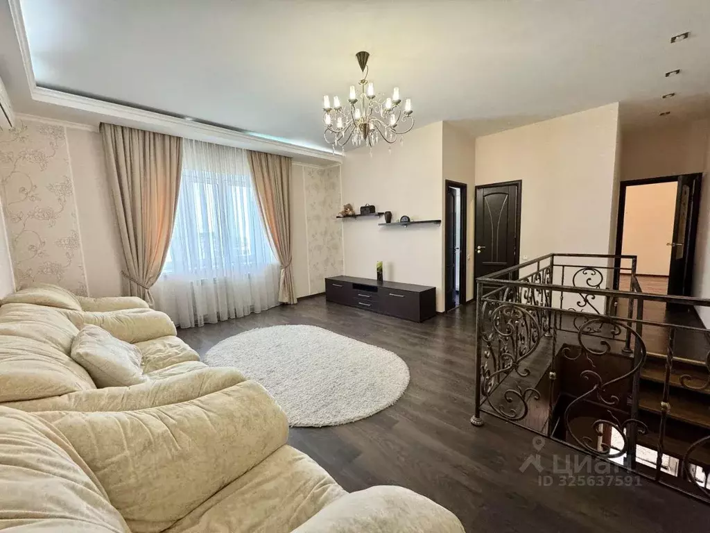 4-к кв. Крым, Ялта муниципальный округ, Гаспра пгт ул. Тамарлы, 15 ... - Фото 0