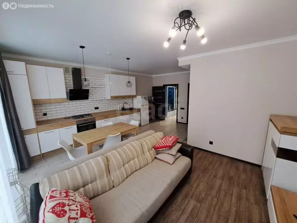 Дом в Калининград, СТ Победа, Автомобильная улица (106.2 м) - Фото 1