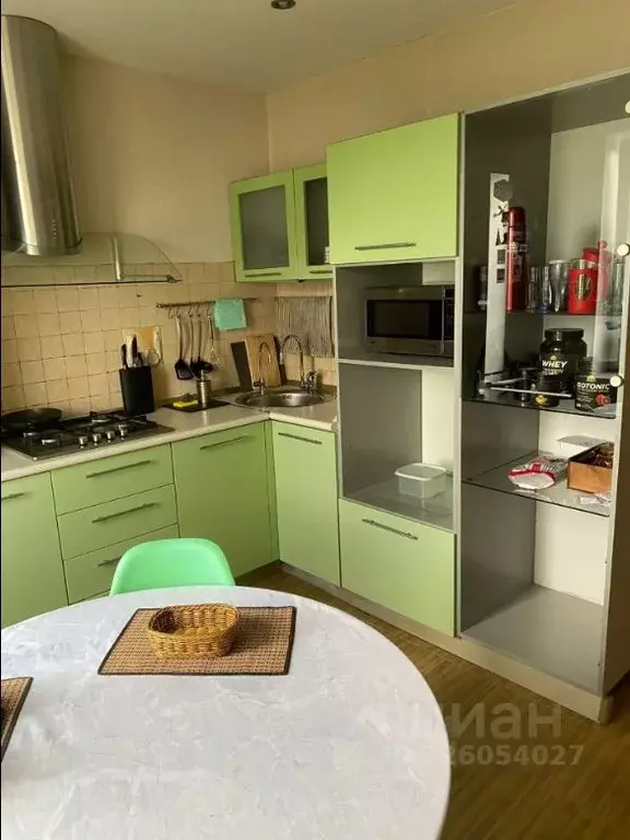 1-к кв. Омская область, Омск ул. Декабристов, 104 (39.0 м) - Фото 1