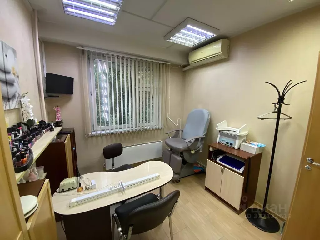 Помещение свободного назначения в Москва 3-я Мытищинская ул., 3к2 (64 ... - Фото 0