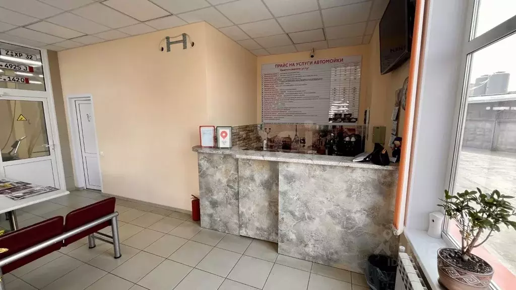 Помещение свободного назначения в Коми, Сыктывкар Октябрьский просп., ... - Фото 2