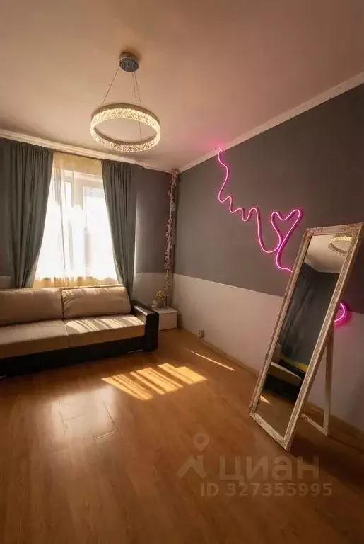 Комната Москва Новопеределкинская ул., 10К1 - Фото 1