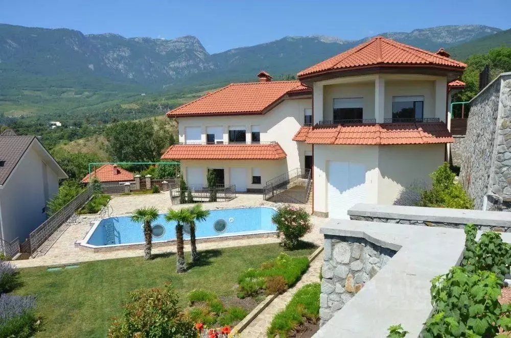 Дом в Крым, Ялта муниципальный округ, Гурзуф пгт ул. Лазурная, 9А (510 ... - Фото 1