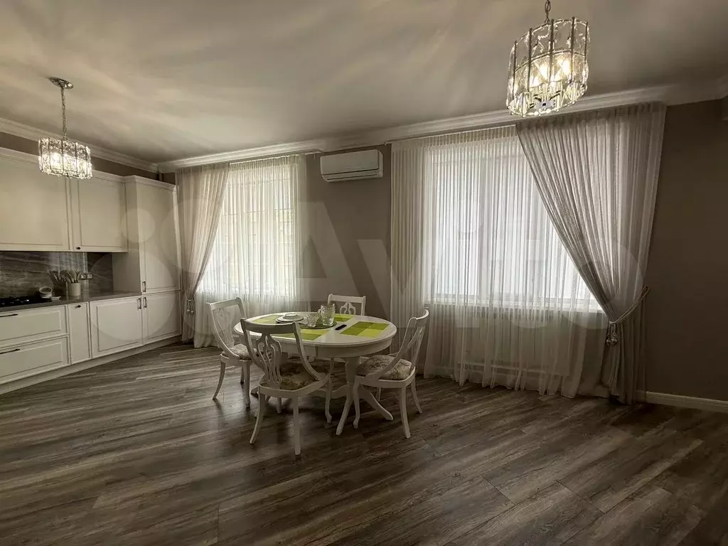 3-к. квартира, 90 м, 4/9 эт. - Фото 0