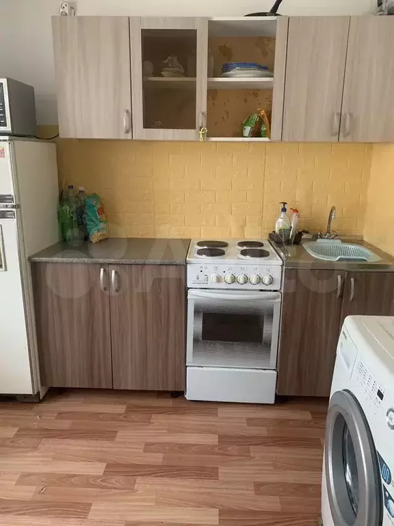 1-к. квартира, 37 м, 1/10 эт. - Фото 0