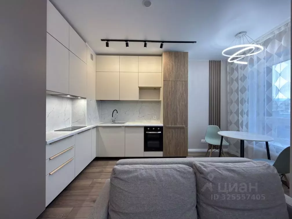 Студия Свердловская область, Екатеринбург ул. Свердлова, 32 (29.3 м) - Фото 1