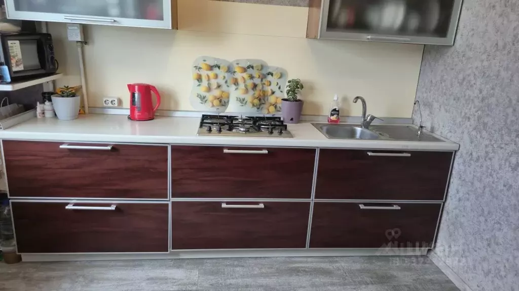 1-к кв. Омская область, Омск ул. Крупской, 12 (42.1 м) - Фото 1