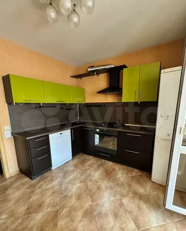 1-к. квартира, 46 м, 7/10 эт. - Фото 1