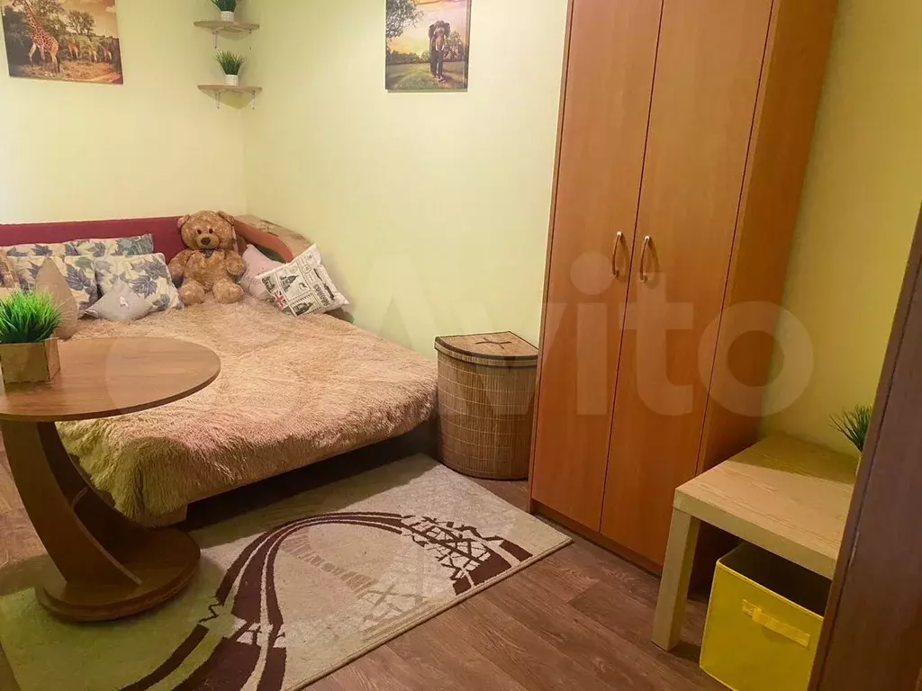 Комната 18 м в 3-к., 2/3 эт. - Фото 0