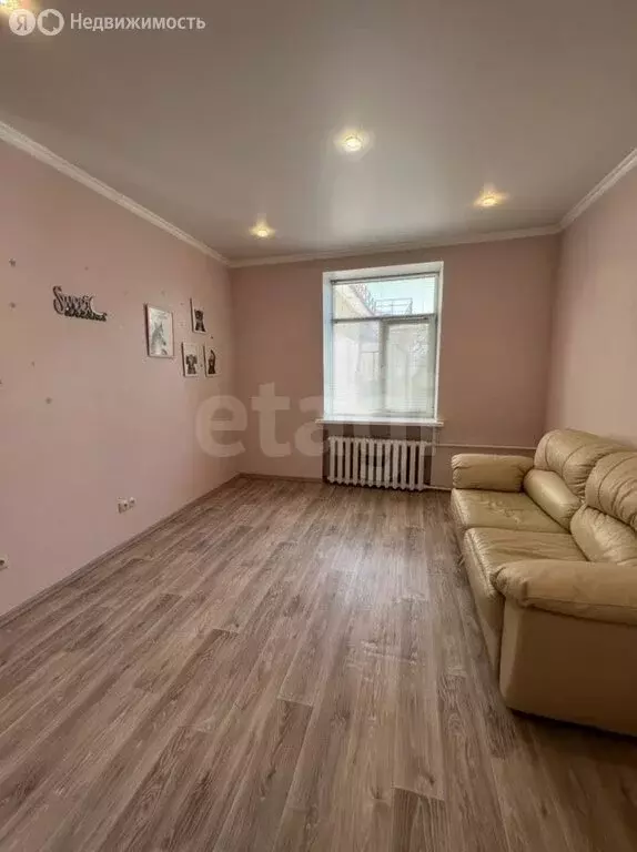 3-комнатная квартира: Стерлитамак, Социалистическая улица, 8 (67.3 м) - Фото 1