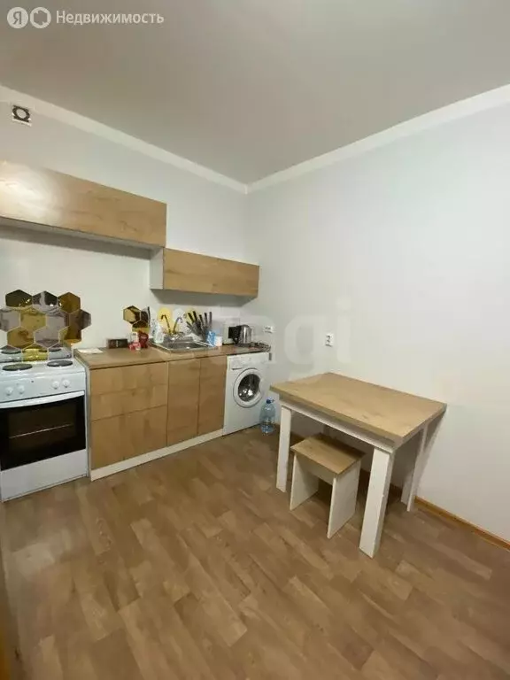 Квартира-студия: Якутск, улица Бекетова, 7А (28 м) - Фото 1