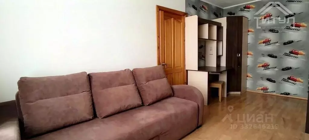 2-к кв. Алтайский край, Барнаул ул. Антона Петрова, 256 (43.6 м) - Фото 1