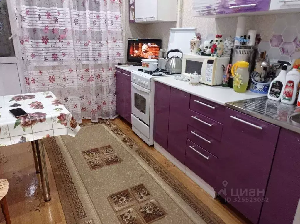 1-к кв. Астраханская область, Астрахань ул. 4-я Черниговская, 20 (43.0 ... - Фото 1