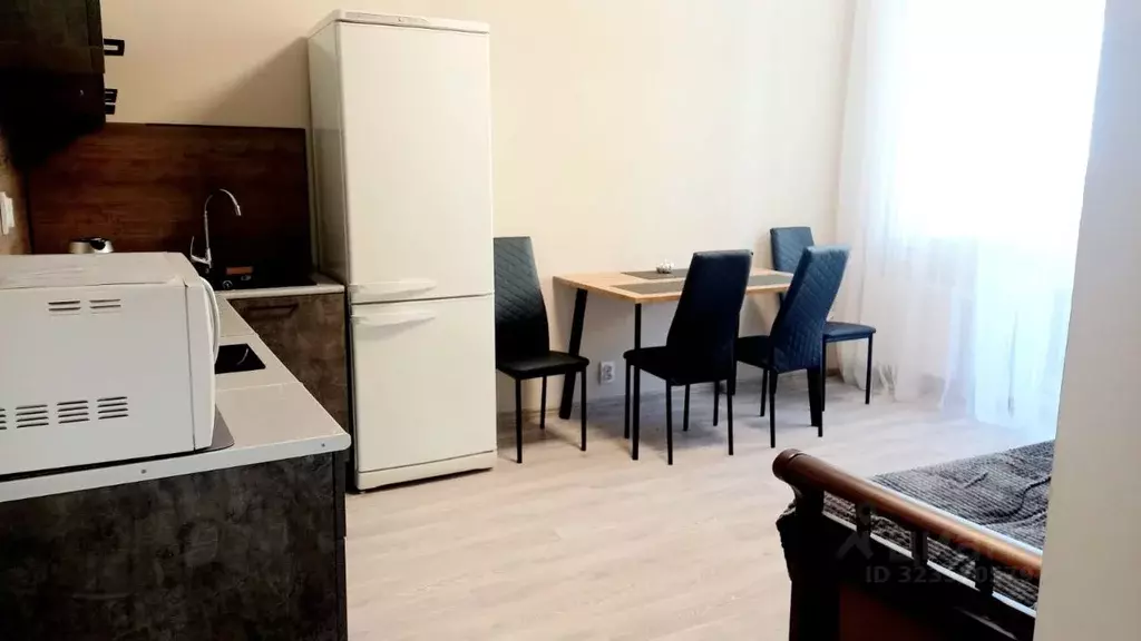 2-к кв. Свердловская область, Екатеринбург ул. Академика Ландау, 41 ... - Фото 2