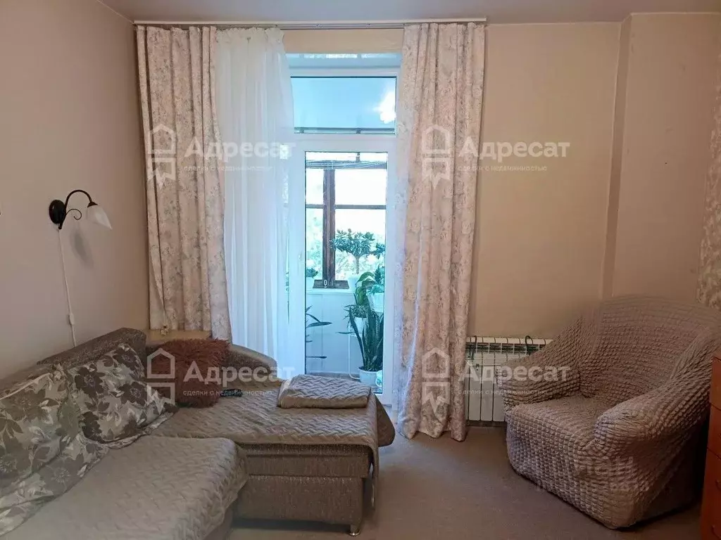 3-к кв. Волгоградская область, Волгоград ул. Тракторостроителей, 1 ... - Фото 1