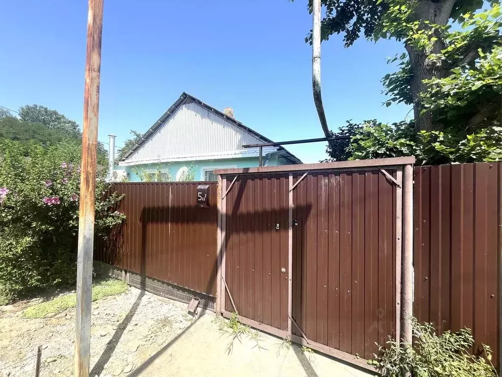 Дом в Краснодарский край, Северский район, Ильское городское ... - Фото 1