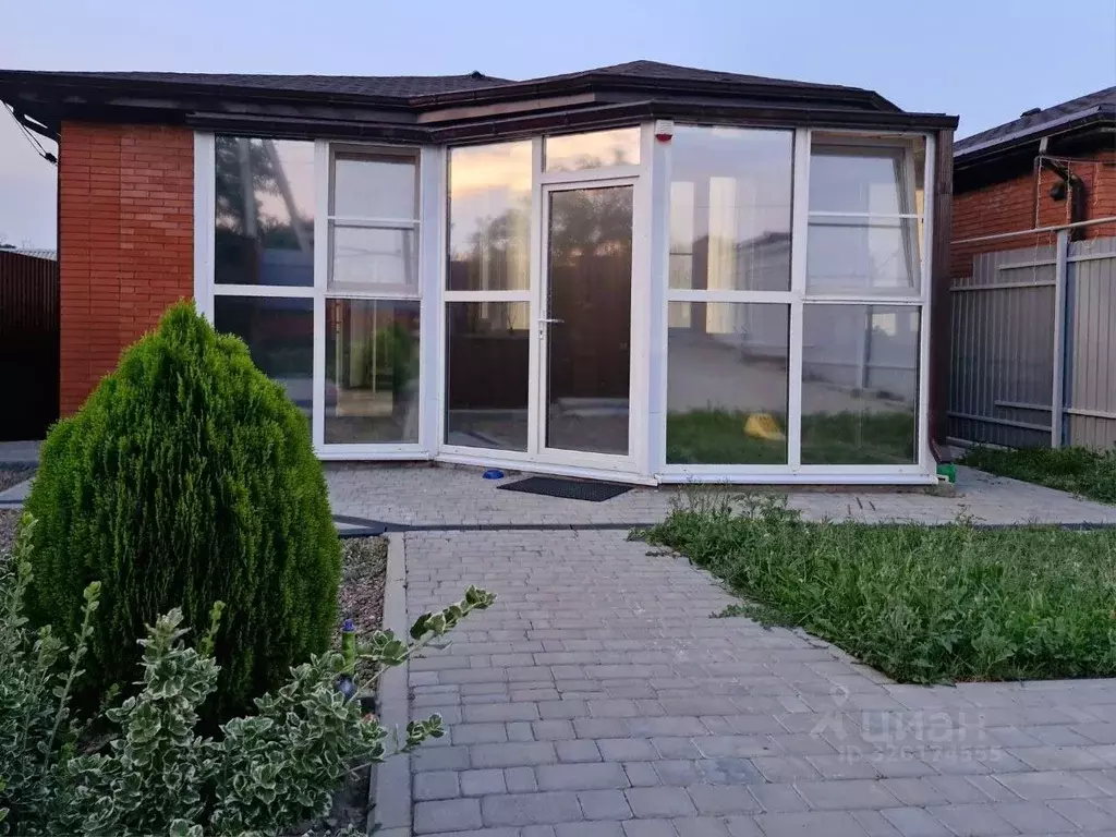 Дом в Ростовская область, Новочеркасск ул. Коллективная, 46А (75 м) - Фото 0