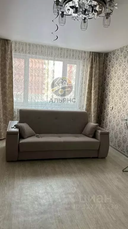 Комната Ямало-Ненецкий АО, Новый Уренгой Мирный мкр, 3/1 (18.0 м) - Фото 1