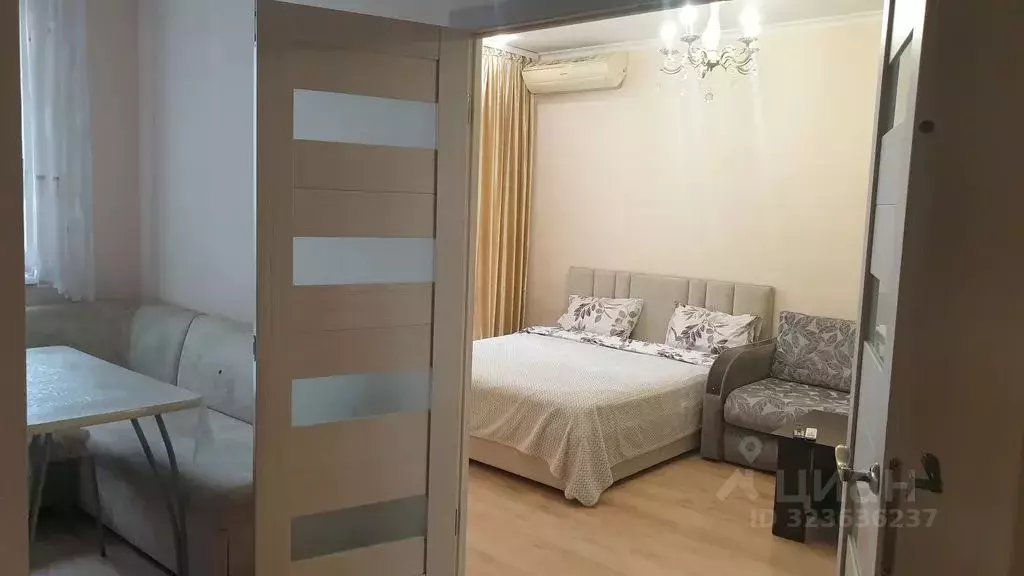 1-к кв. Волгоградская область, Волгоград ул. Покрышкина, 6 (38.0 м) - Фото 1