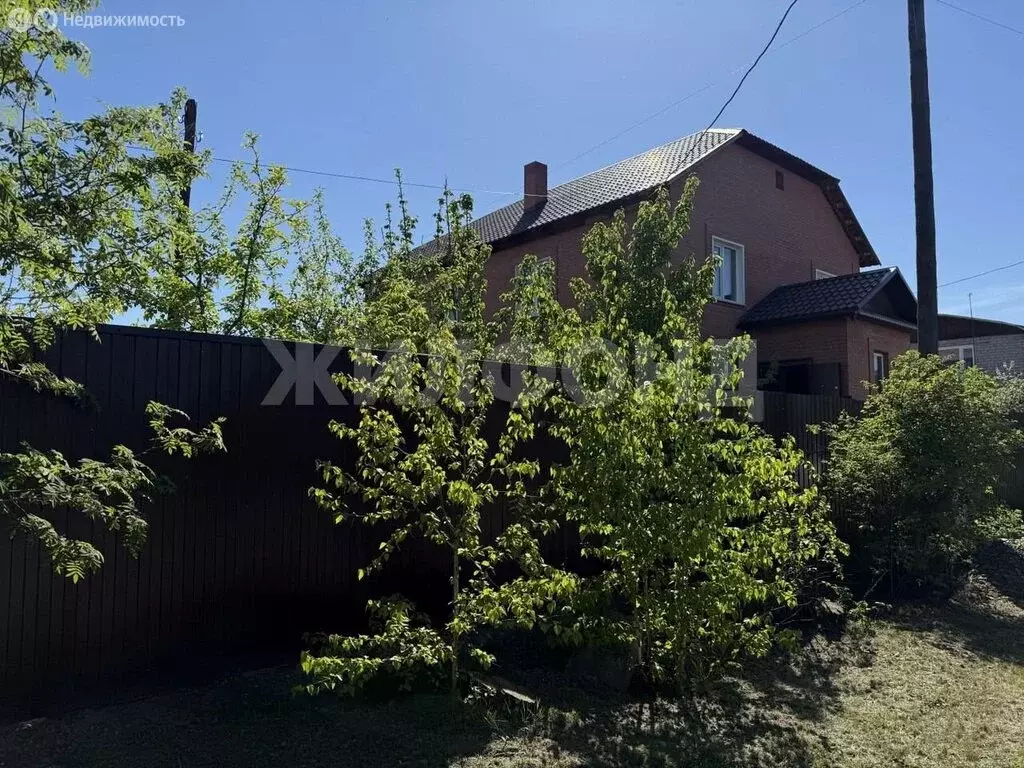 Дом в Минусинск, Танзыбейская улица (288 м) - Фото 0