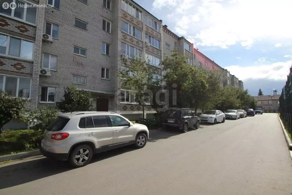 2-комнатная квартира: Ялуторовск, улица Революции, 133 (50.7 м) - Фото 1