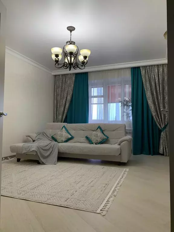 Продаётся 3-к квартира, 90 м - Фото 0