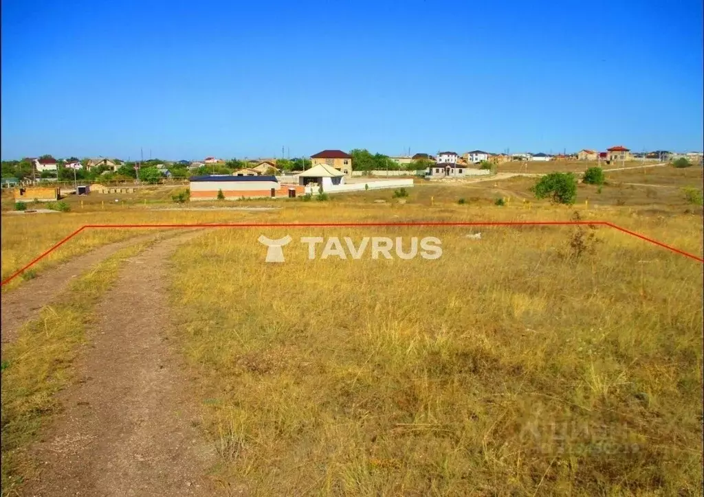 Участок в Крым, Симферопольский район, с. Мирное 3221 (8.0 сот.) - Фото 1