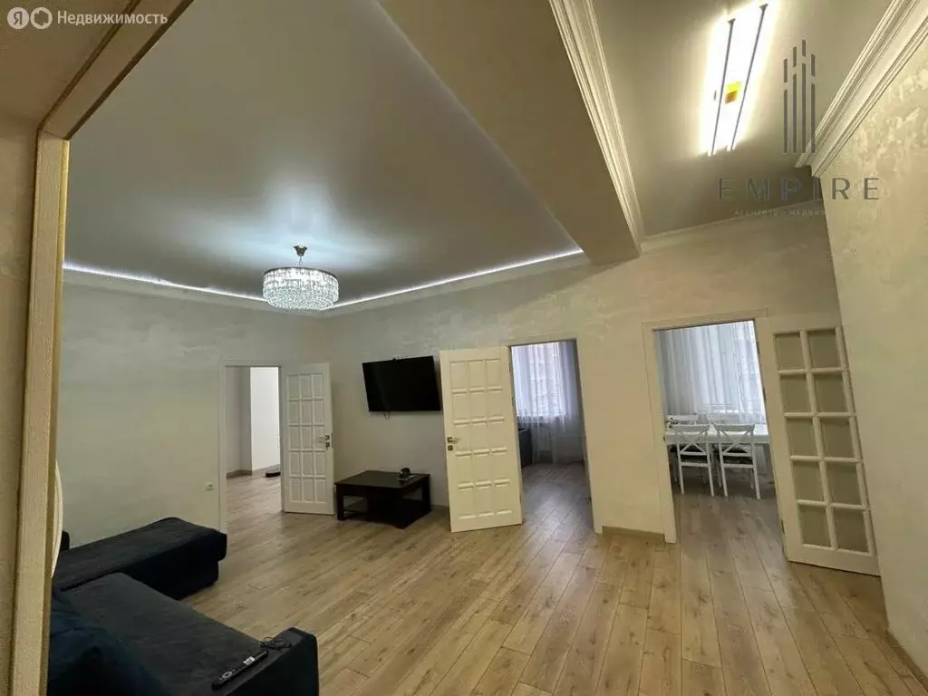 3-комнатная квартира: Грозный, улица Сайханова, 133к6 (75 м) - Фото 1