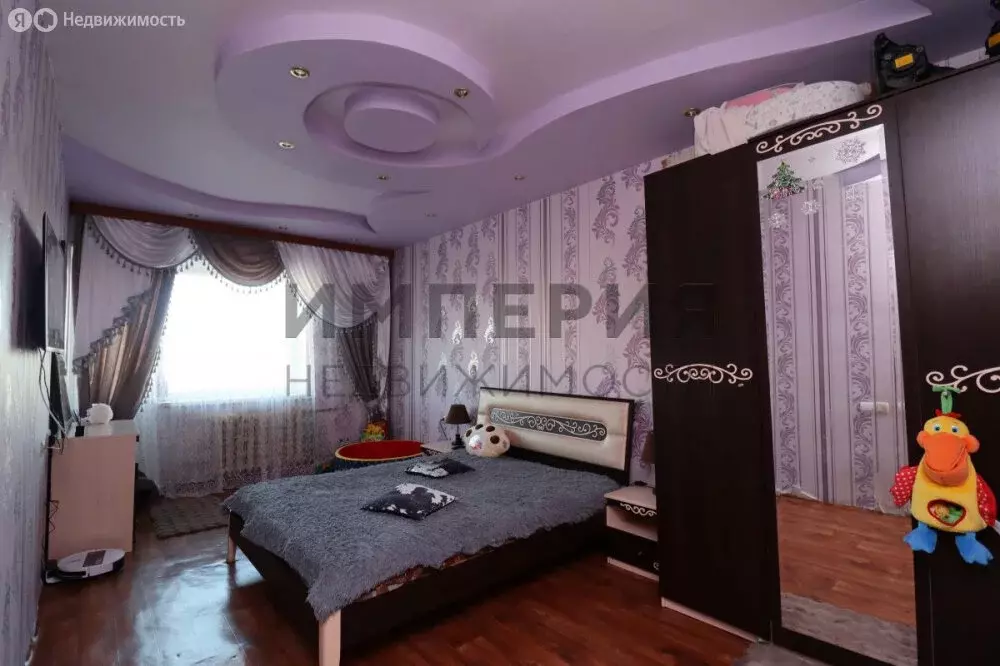 4-комнатная квартира: посёлок городского типа Ола, улица Каширина, ... - Фото 2