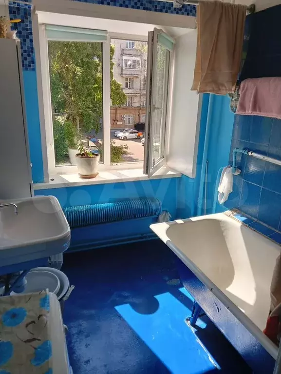 Комната 24 м в 2-к., 2/5 эт. - Фото 1