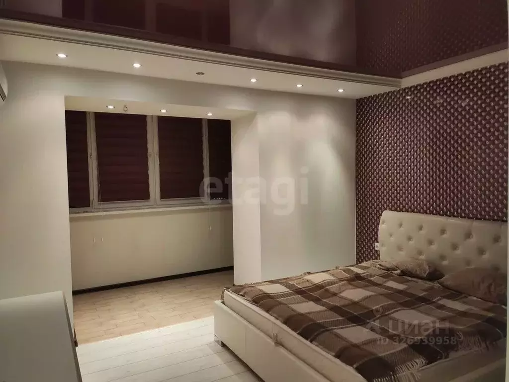 2-к кв. Тюменская область, Тюмень ул. 50 лет Октября, 24к1 (60.6 м) - Фото 1