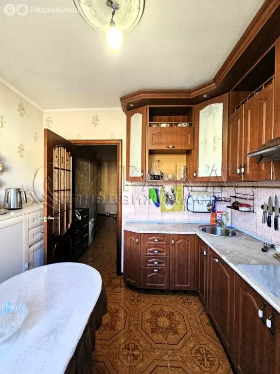 3-комнатная квартира: Петергоф, Бобыльская дорога, 63 (68.1 м) - Фото 0